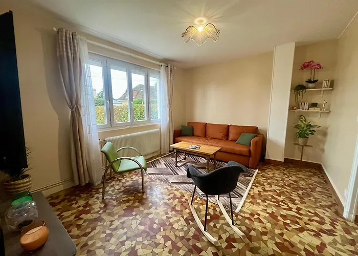 Charmante Maison Renovee, Calme Et Proche Du Centre Nyaraló *