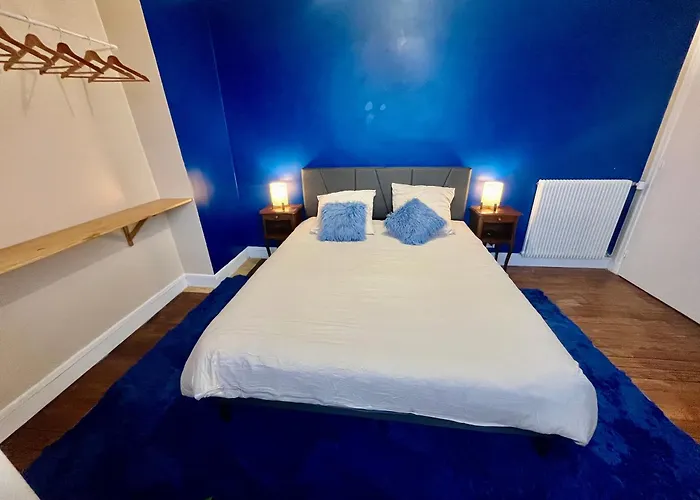 Nyaraló Charmante Maison Renovee, Calme Et Proche Du Centre Caen